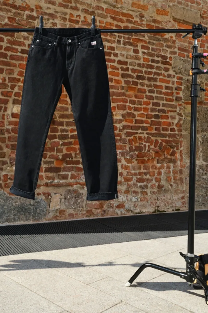 cult_wide_selvedge_bar_roy_rogers_black_denim_super_sw_6.webp Roy Rogers Selvedge Bar | Jeans>Cult Wide Selvedge Bar Roy Roger's Black Denim Super S.w. NERO