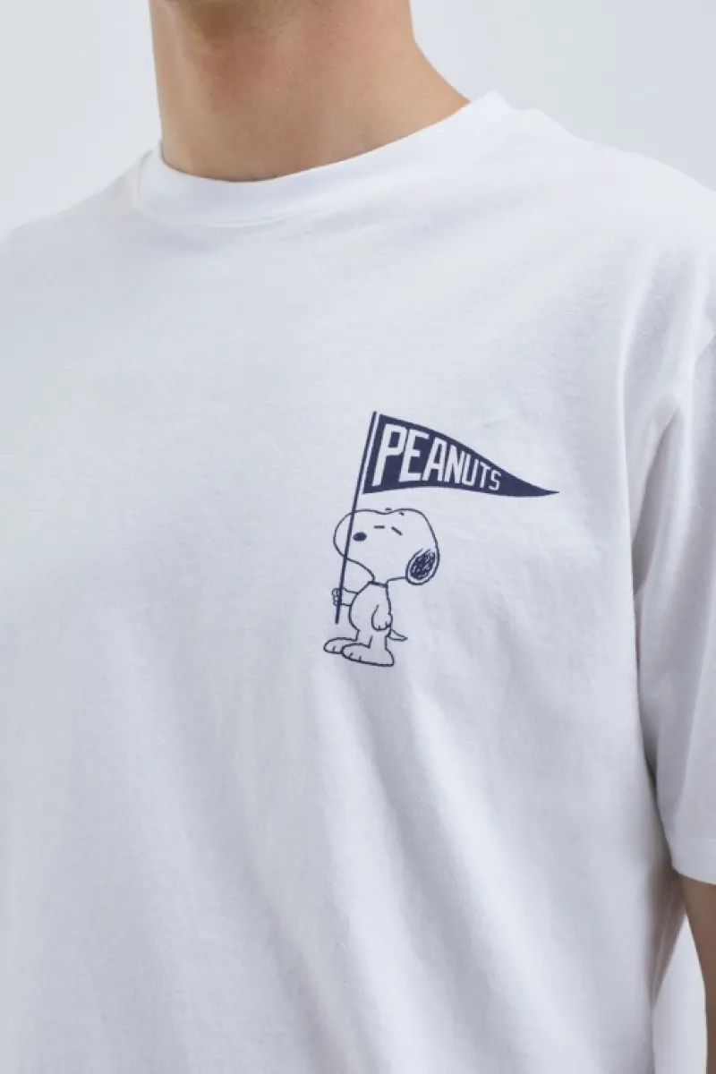 tshirt_girocollo_penuts_flag_2.webp Roy Rogers Polo E T-shirts>T-shirt Girocollo Penuts Flag BIANCO